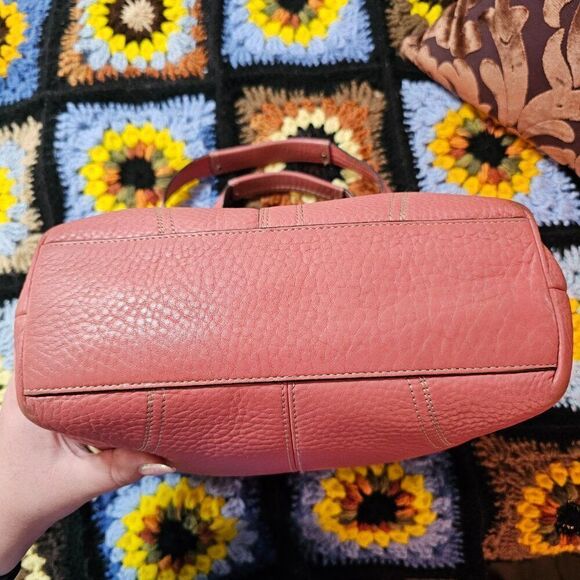 2009 Coach Y2K Hamptons Shoulder Bag in Thick Salmon Pink Pebbled Leather - Picture 7 of 11